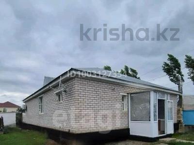 Отдельный дом · 4 комнаты · 120 м² · 4.5 сот., Луговая 36 за 28 млн ₸ в Актобе, мкр Москва