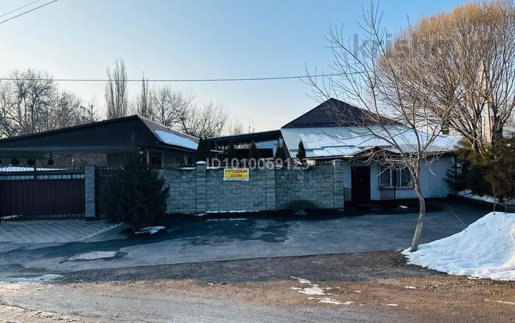 Жеке үй · 7 бөлме · 200 м² · 20 сот., п. Шиен, Казыбек би 33 — Отеген батыра, бағасы: 45 млн 〒 в Узынагаш — фото 2