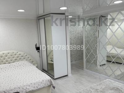 1-комнатная квартира · 40 м² · 2/5 этаж, Алашахана 7 — Алашахана 7 - Возле Акимата за 13 000 ₸ в Жезказгане