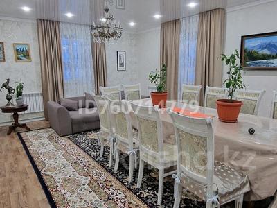 Отдельный дом · 6 комнат · 250 м² · 15 сот., мкр Уркер, Назым Хикмета 74 за 95 млн ₸ в Астане, Нура р-н