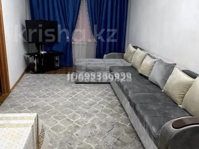 3-комнатная квартира · 100 м² · 4/5 этаж, Асылбекова 98 за 270 000 〒 в Жезказгане