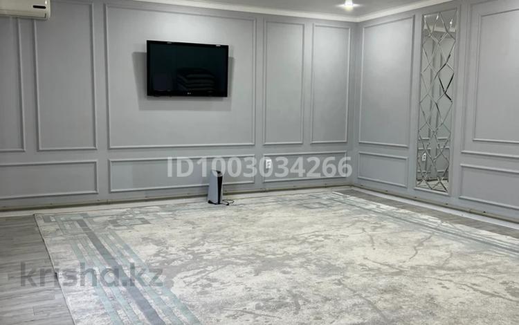 Жеке үй · 2 бөлме · 180 м² · 10 жүзд., Атырау ш/а., Акарыс 8, бағасы: 35 млн ₸ в мкр Атырау — фото 2