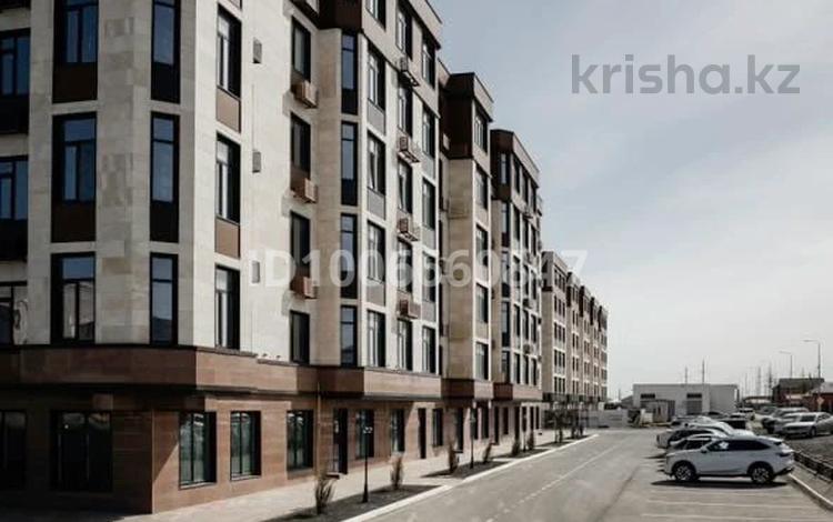 1-комнатная квартира · 42 м² · 1/5 этаж, Абулхайр-хана 56А — Нао гк провительство для граждан за 20 млн 〒 в Атырау — фото 2