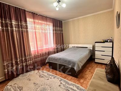 Отдельный дом · 3 комнаты · 64 м² · 6 сот., Мира за 14 млн 〒 в Усть-Каменогорске