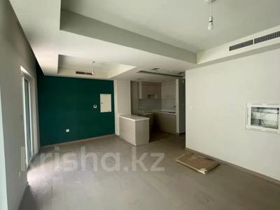Отдельный дом · 4 комнаты · 192 м² · 1 сот., Дубай за ~ 233 млн 〒