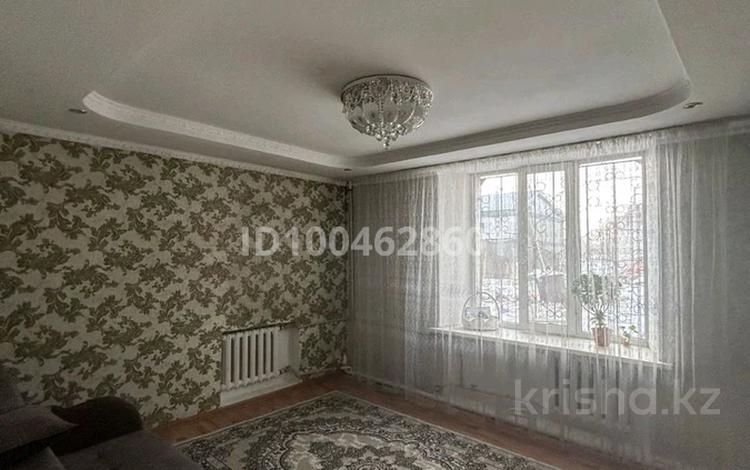 3-бөлмелі пәтер · 57 м² · 1/3 қабат, Сатпаева 5 — Супермаркет Ак ниет, бағасы: 12 млн ₸ в Семее — фото 8