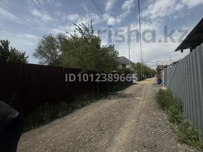 Дача · 3 комнаты · 100 м² · 7 сот., мкр Мадениет, Молодежная 72 за 16 млн 〒 в Алматы, Алатауский р-н