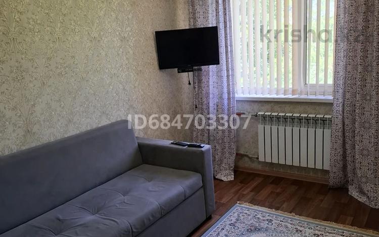 2-комнатная квартира, 34 м², 4/4 этаж, Иляева 140а 140а — Роддом 1