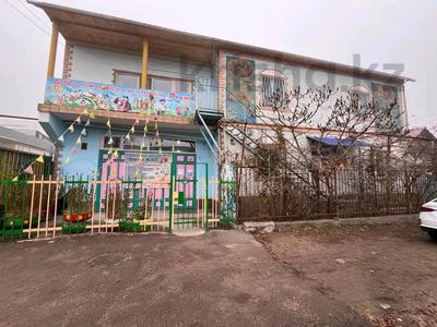 Отдельный дом • 8 комнат • 300 м² • 10 сот., Барибаева 56 — Аблайхана за 115 млн 〒 в Каскелене