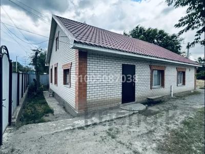 Отдельный дом · 3 комнаты · 83 м² · 10 сот., Жанкожа батыра за 28 млн ₸ в Актобе, мкр. Курмыш