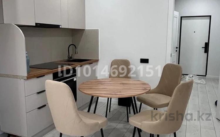 2-комнатная квартира · 54 м² · 8/14 этаж, Улы Дала 10 за 260 000 ₸ в Астане, Нура р-н — фото 6