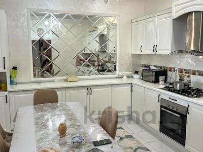 Отдельный дом · 5 комнат · 170 м² · 10 сот., Абубакир Тыныбаева 21/1 за 28.5 млн 〒 в Талдыкоргане