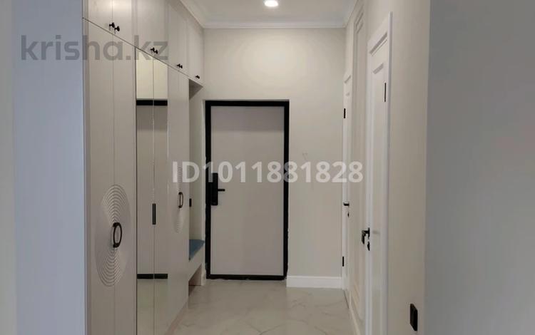 2-бөлмелі пәтер · 75 м² · 2/3 қабат, Акселеу Сейдимбек 25/44, бағасы: 56 млн ₸ в Алматы, Наурызбайский р-н — фото 2