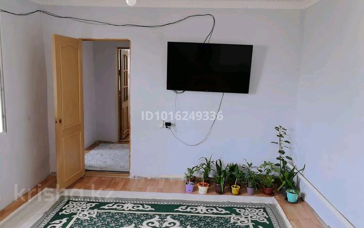 Жеке үй · 4 бөлме · 53.4 м² · 12 жүзд., 4 1704 — Медет,Сырым магазинімен 18мектеп жанында, бағасы: 10 млн ₸ в Кызылтобе 2 — фото 2