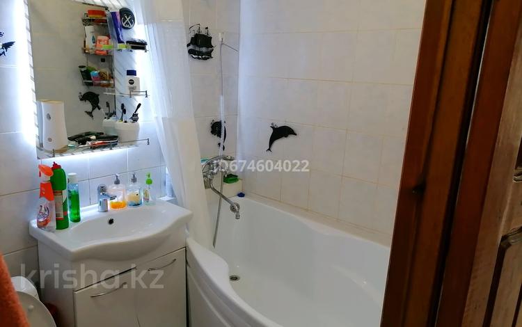 3-комнатная квартира · 56 м² · 1/5 этаж, мкр Шанхай, Маресьева — Пацаева за 13.5 млн ₸ в Актобе — фото 3