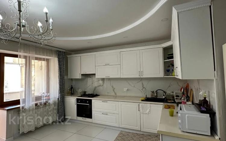 4-бөлмелі пәтер · 170 м² · 2/5 қабат, мкр 6, Абилкайыр-хана, бағасы: 69 млн ₸ в Актобе — фото 2