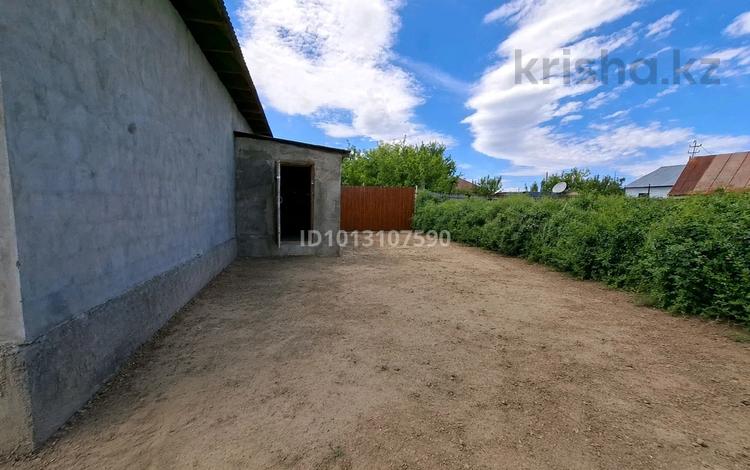 Отдельный дом · 2 комнаты · 70 м² · 8 сот., Восточный правый 2086 — 4 дачи напротив магазина Меруерт за 13 млн ₸ в Семее — фото 2