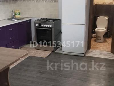2-бөлмелі пәтер · 45 м², Кейки Батыр 22 — Бак, бағасы: 120 000 ₸ в Туздыбастау (Калинино)