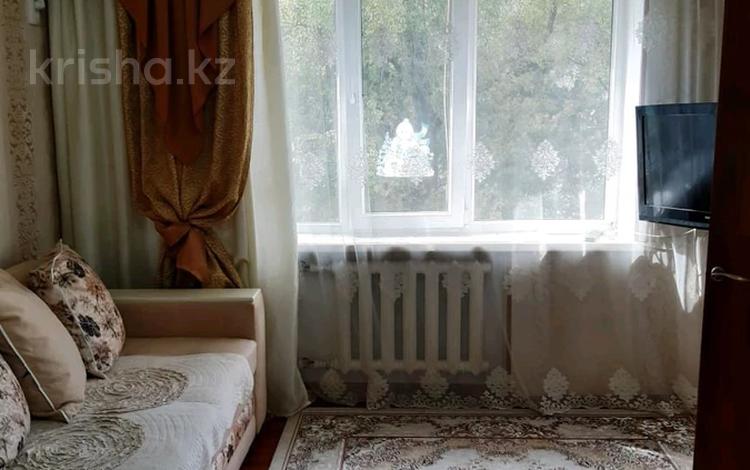 2-комнатная квартира · 45 м² · 3/4 этаж, Пр. Толе Би 61 — Пересечение ул. Айтиева за 13 000 ₸ в Таразе — фото 2