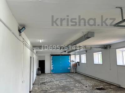 Коммерциялық жылжымайтын мүлік в Павлодарской обл.: Жқб, автосервистер мен көлік жуу · 220 м², бағасы: 600 000 〒 Жқб, автосервистер мен көлік жуу · 220 м², бағасы: 600 000 〒 в Павлодаре