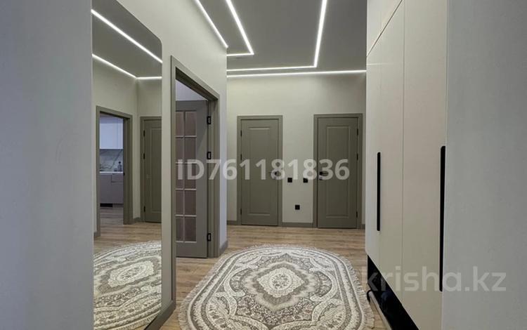 3-бөлмелі пәтер · 97 м² · 4/4 қабат, Евразийская 125, бағасы: 45 млн ₸ в Уральске — фото 2