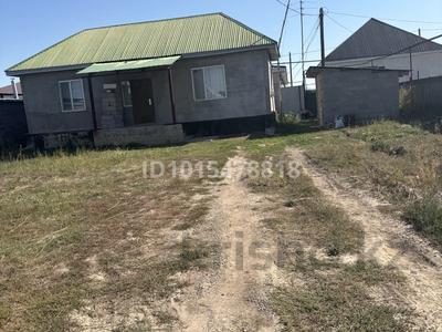 Отдельный дом · 3 комнаты · 60.1 м² · 6 сот., Алмалыбак 105 за 22 млн ₸ в Узынагаш