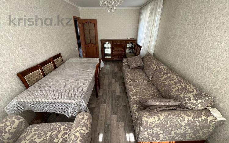 3-бөлмелі пәтер · 62.1 м² · 2/5 қабат, мкр Юго-Восток, муканова, бағасы: 22.5 млн ₸ в Караганде, Казыбек би р-н — фото 2