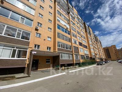 2-бөлмелі пәтер, 76.8 м², 1/9 қабат, Нурсултана Назарбаева 197 — 7 микрорайон, бағасы: 35.5 млн 〒 в Костанае