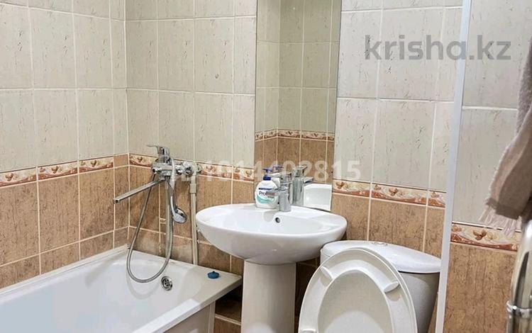 1-комнатная квартира · 36 м² · 1/5 этаж, мкр Самал 7 за 8.5 млн ₸ в Таразе — фото 2
