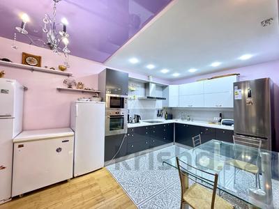 3-комнатная квартира · 101 м² · 2/9 этаж, Уалиханова 9/2 за 48 млн 〒 в Астане, Сарыарка р-н