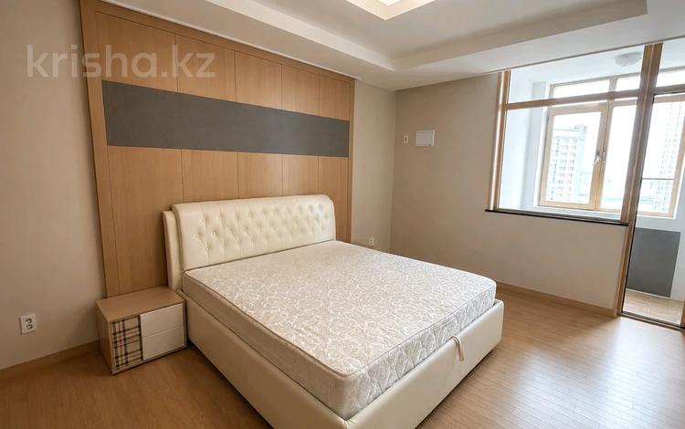3-бөлмелі пәтер · 100 м², Кошкарбаева 8, бағасы: 500 000 ₸ в Астане, Сарайшык р-н — фото 2