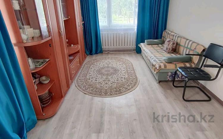 3-комнатная квартира · 61.2 м² · 1/5 этаж, 9 мкр 19 — 1 этаж за 9.5 млн ₸ в Степногорске — фото 2