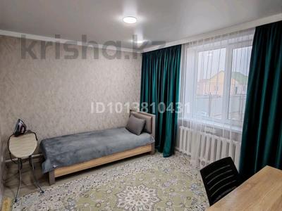 Отдельный дом · 4 комнаты · 130 м² · 10 сот., 5 переулок Юнлсти — Район комсомольской мечети за 40 млн ₸ в Семее