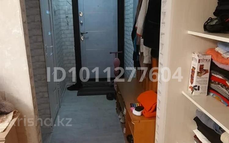 3-бөлмелі пәтер · 49 м² · 4/5 қабат, Калмыкова 4а 35 — Возле стадиона, бағасы: 14 млн ₸ в Балхаше — фото 2