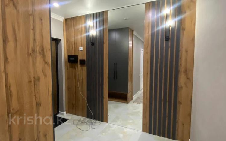 2-бөлмелі пәтер · 70 м² · 9/13 қабат, мкр Астана 1/18, бағасы: 55 млн ₸ в Алматы, Ауэзовский р-н — фото 9