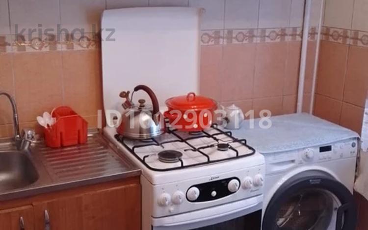 2-бөлмелі пәтер · 44 м² · 2/5 қабат, мкр Айнабулак-2, бағасы: 210 000 ₸ в Алматы, Жетысуский р-н — фото 2