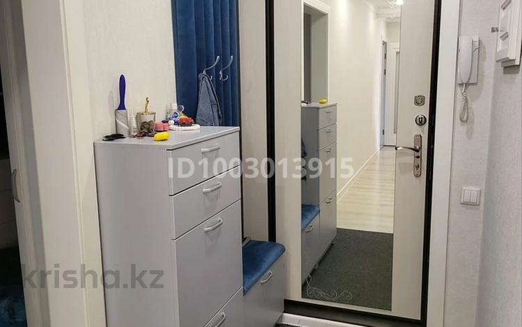 4-бөлмелі пәтер · 100.6 м² · 9/10 қабат, Естая 134, бағасы: 50 млн ₸ в Павлодаре — фото 2