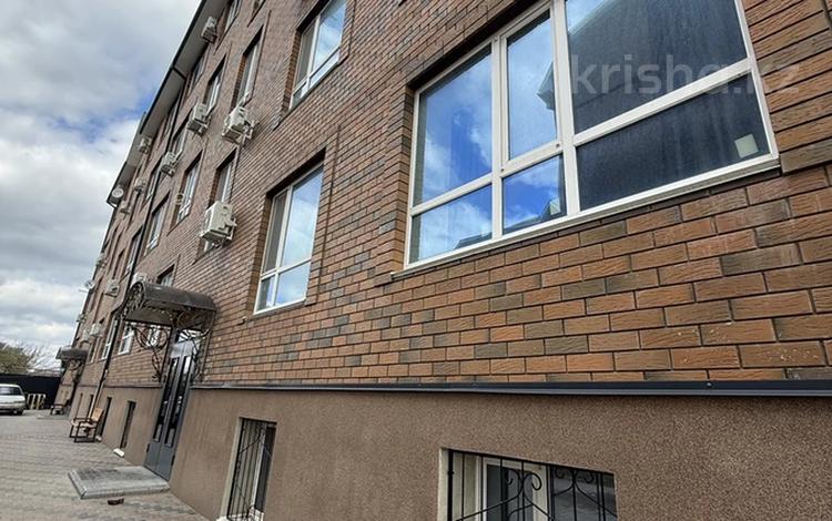 3-бөлмелі пәтер · 95 м² · 4/4 қабат, мкр Кадыра Мырза-Али, тауелсиздык 41, бағасы: 34 млн ₸ в Уральске — фото 2