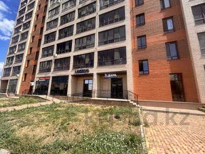Свободное назначение, офисы, магазины и бутики, салоны красоты, фитнес и спорт, медцентры и аптеки, образование, развлечения, кабинеты и рабочие места, студии · 60 м² за 400 000 ₸ в Астане, Есильский р-н