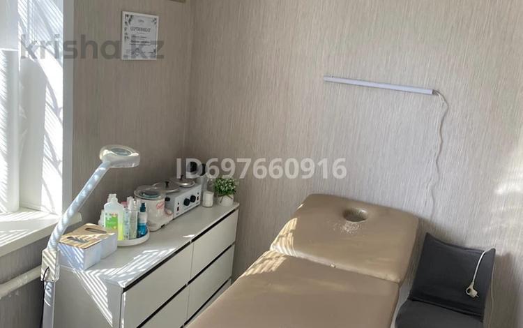 Кабинеттер және жұмыс орындары · 6 м², бағасы: 20 000 〒 в Караганде, Алихана Бокейханова р-н — фото 2