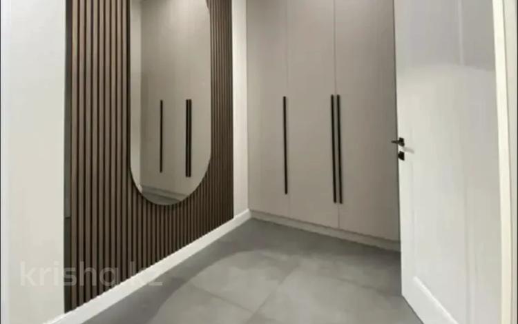 1-комнатная квартира · 50 м² · 17/20 этаж, Гагарина — Аль-Фараби за 350 000 〒 в Алматы, Бостандыкский р-н — фото 2