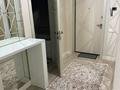 2-комнатная квартира · 74 м² · 10/16 этаж, Исатая Тайманова 48 за 500 000 ₸ в Атырау — фото 7