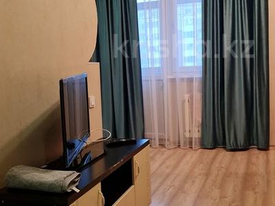 1-комнатная квартира, 30 м², 5/9 этаж посуточно, Женис 43/3 — Московская за 8 000 〒 в Астане, Сарыарка р-н