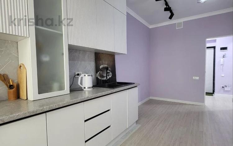 1-комнатная квартира · 45 м² · 5/9 этаж, мкр Нурсая, Елорда 6/5 за 3 000 ₸ в Атырау — фото 2