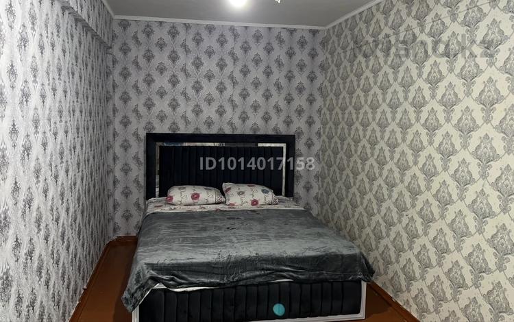 2-бөлмелі пәтер · 43 м² · 4/5 қабат, Сабитова 35 — При заезде в город, возле моста, бағасы: 18 000 ₸ в Балхаше — фото 2