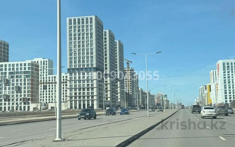 3-комнатная квартира · 94 м² · 6/22 этаж, Сыганак 24 за 450 000 〒 в Астане, Нура р-н — фото 2