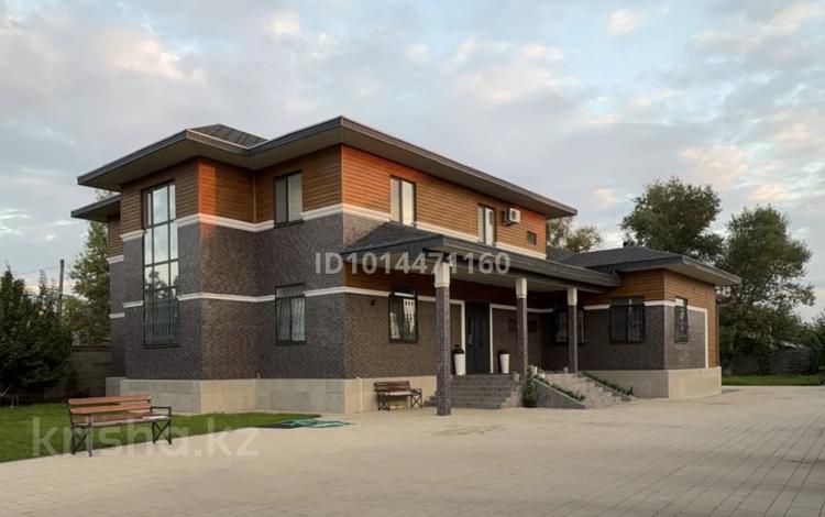 Жеке үй · 9 бөлме · 385 м² · 18 жүзд., С/к доброволец 47, бағасы: 185 млн ₸ в Актобе, жилой массив Кирпичный — фото 2