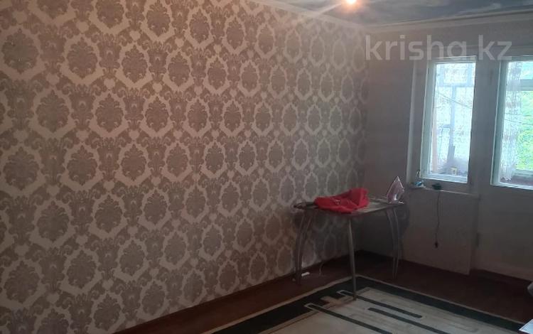 2-комнатная квартира · 43.9 м² · 3/5 этаж, ул. Абая за 9 млн ₸ в Темиртау — фото 2