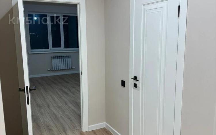 3-бөлмелі пәтер · 120 м² · 4/9 қабат, мкр. Алтын орда, бағасы: 48 млн ₸ в Актобе — фото 4