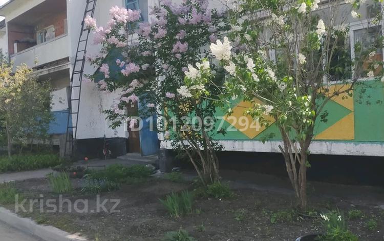 1-бөлмелі пәтер · 43 м² · 1/2 қабат, Юбилейная ул. 3, бағасы: 75 000 ₸ в Усть-Каменогорске, Меновное — фото 2